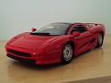 1:24 - Welly - Jaguar - XJ220 - 1994 - Red - Street - 0